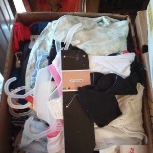 BIG BOX STORE SHELF PULLS!!🎀🎁🎀🎁🎀🎁 a box fllled with YOUR size!